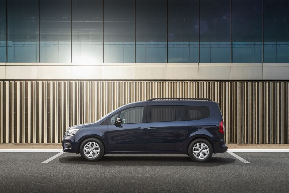 Le Renault Grand Kangoo propose sept places indépendantes et modulables