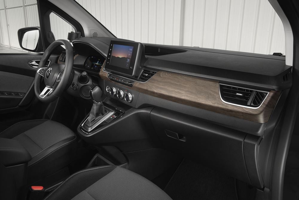 Le Renault Grand Kangoo propose sept places indépendantes et modulables