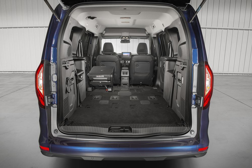 Le Renault Grand Kangoo propose sept places indépendantes et modulables
