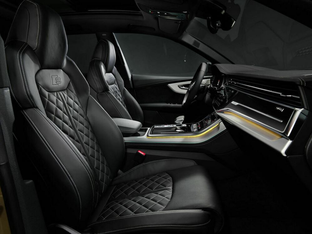 Le grand SUV coupé sport Audi Q8 s'offre une esthétique extérieure légèrement revisitée