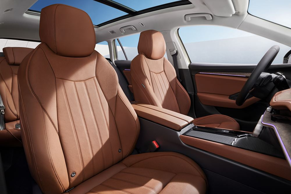 La Skoda Superb Combi de nouvelle génération propose un design intemporel plus sophistiqué