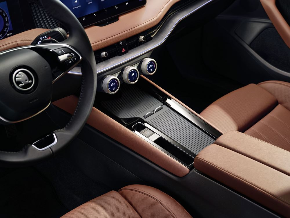 La Skoda Superb Combi de nouvelle génération propose un design intemporel plus sophistiqué