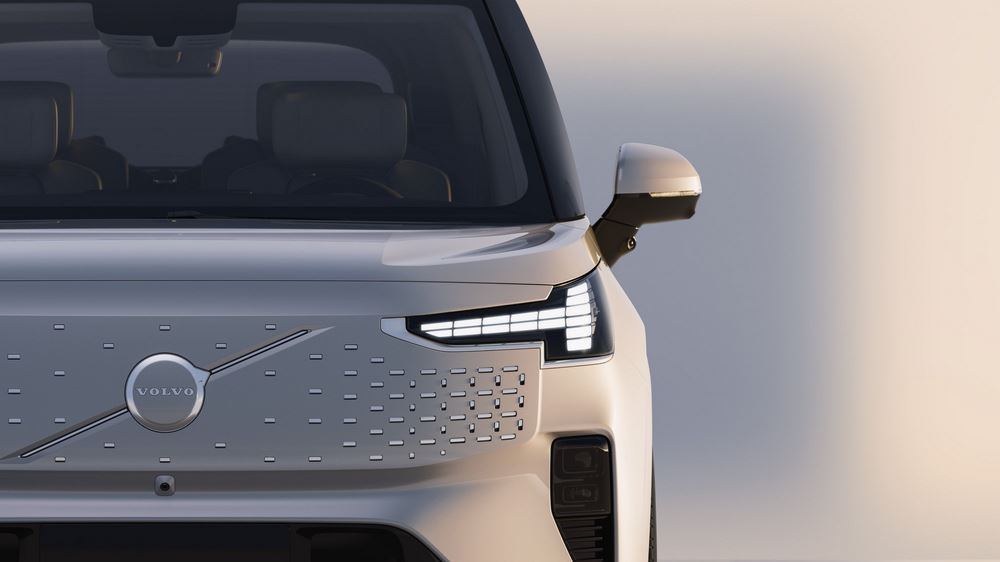 Le grand monospace électrique Volvo EM90 est un salon mobile confortable