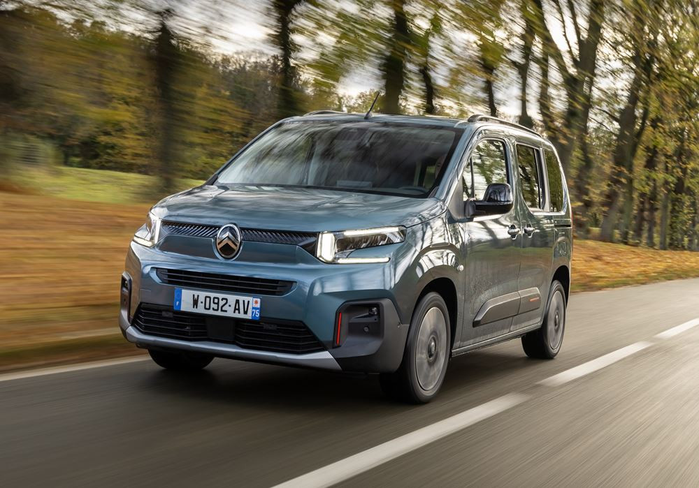 Citroën Berlingo (2024) : un look façon C3 pour le ludospace des