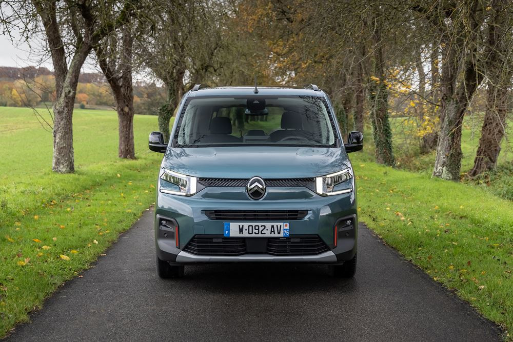 Citroën Berlingo (2024) : un look façon C3 pour le ludospace des