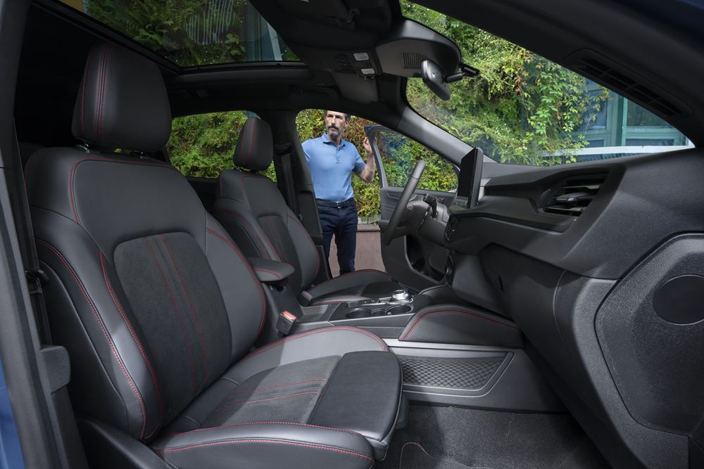 Le SUV de taille intermédiaire Ford Kuga restylé affiche un design plus affirmé