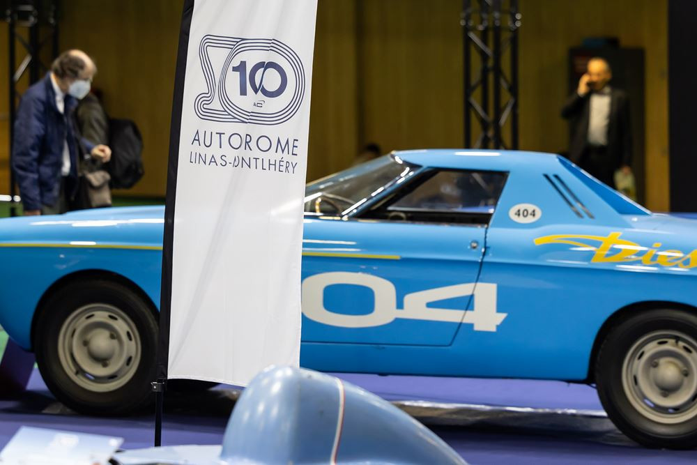 La 48ème édition du salon Rétromobile ouvre ses portes jusqu'au 4 février