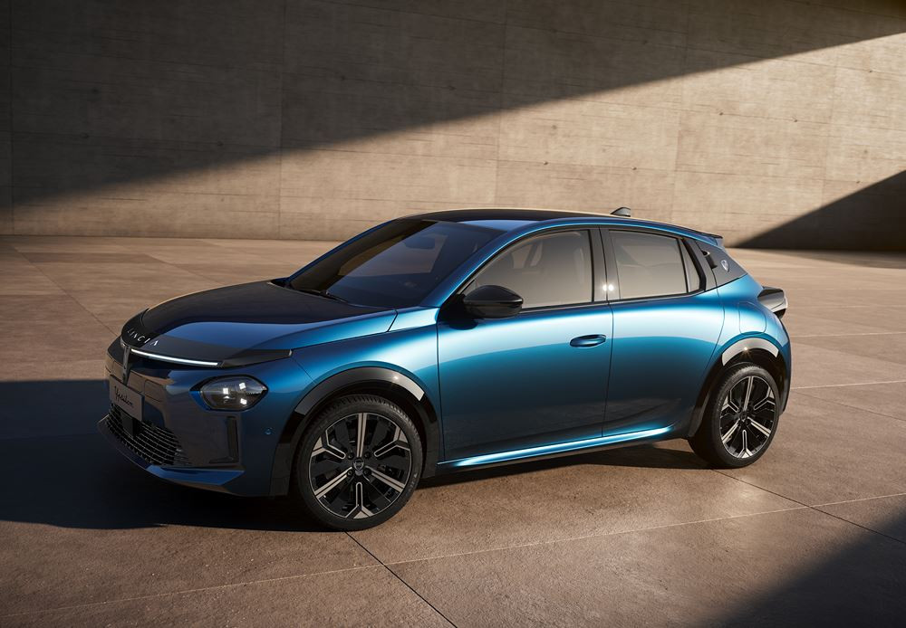 La Lancia Ypsilon électrique débute la nouvelle ère de la marque italienne