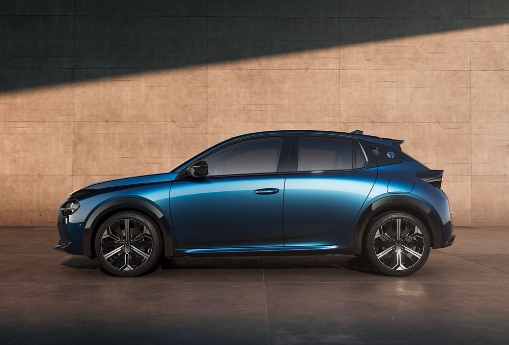 La Lancia Ypsilon électrique débute la nouvelle ère de la marque italienne