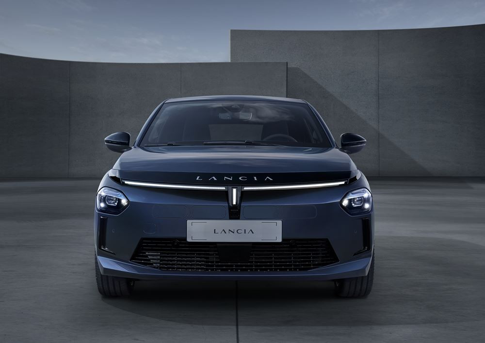 La Lancia Ypsilon électrique débute la nouvelle ère de la marque italienne