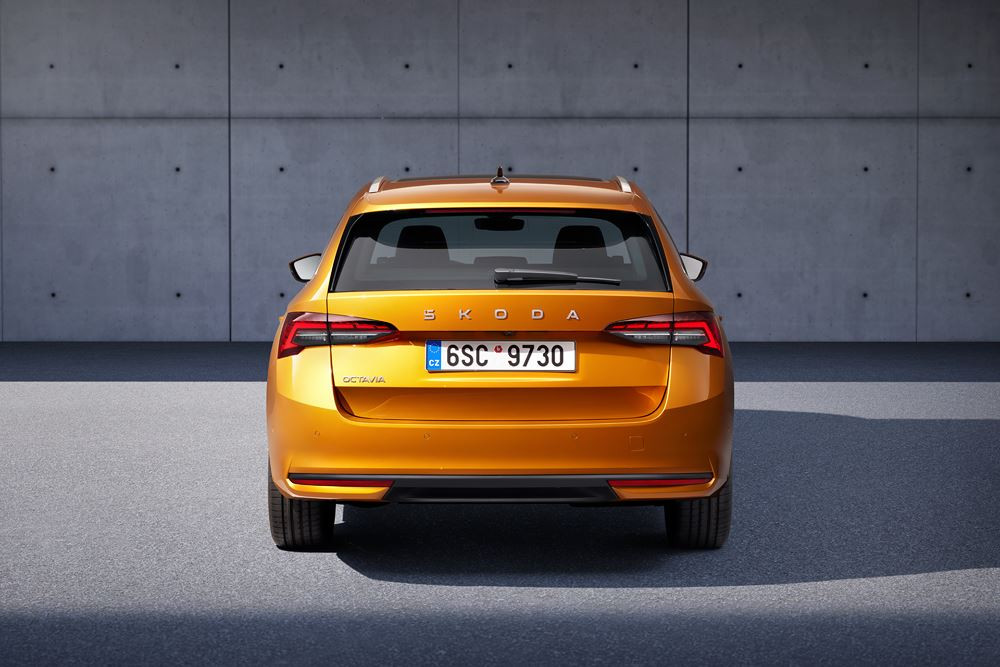 La quatrième génération moderne de la Skoda Octavia Combi bénéficie d'une mise à jour