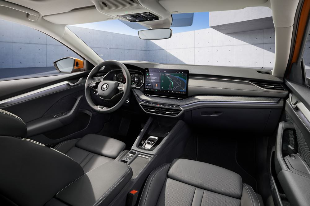 La quatrième génération moderne de la Skoda Octavia Combi bénéficie d'une mise à jour