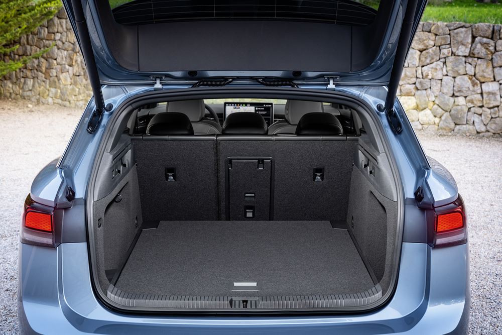 Le grand break électrique Volkswagen ID.7 Tourer vise une autonomie jusqu'à 685 km