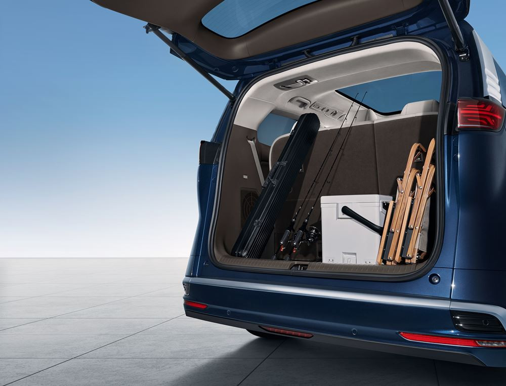 Le monospace sept places D9 de Denza embarque des motorisations électrique ou hybride rechargeable