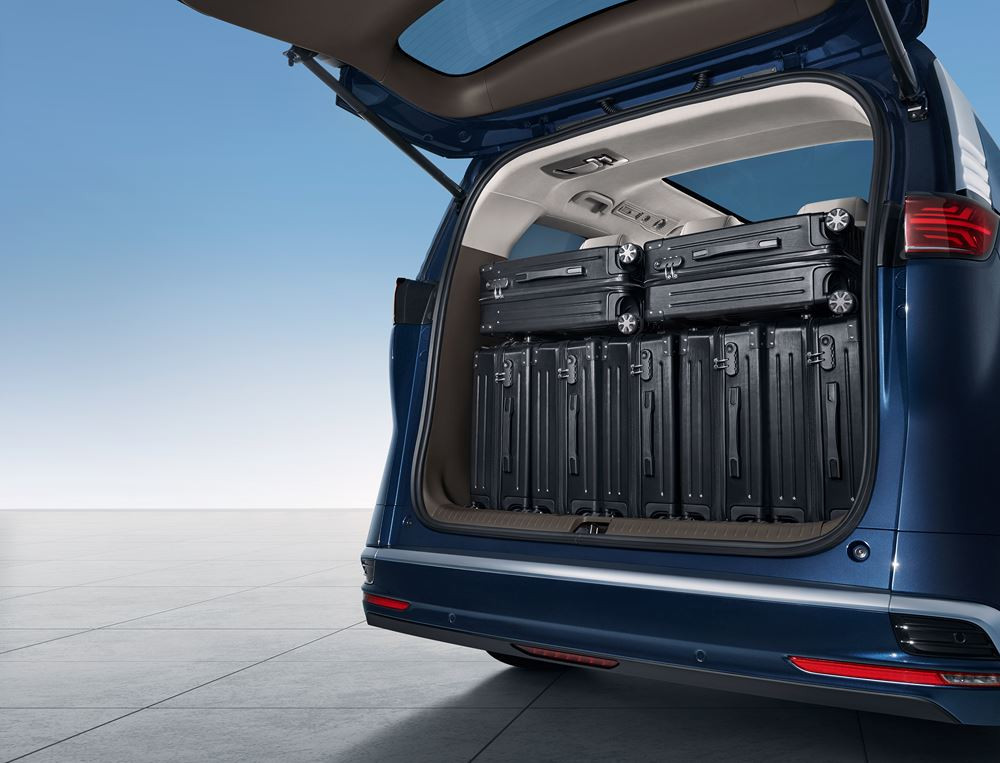 Le monospace sept places D9 de Denza embarque des motorisations électrique ou hybride rechargeable
