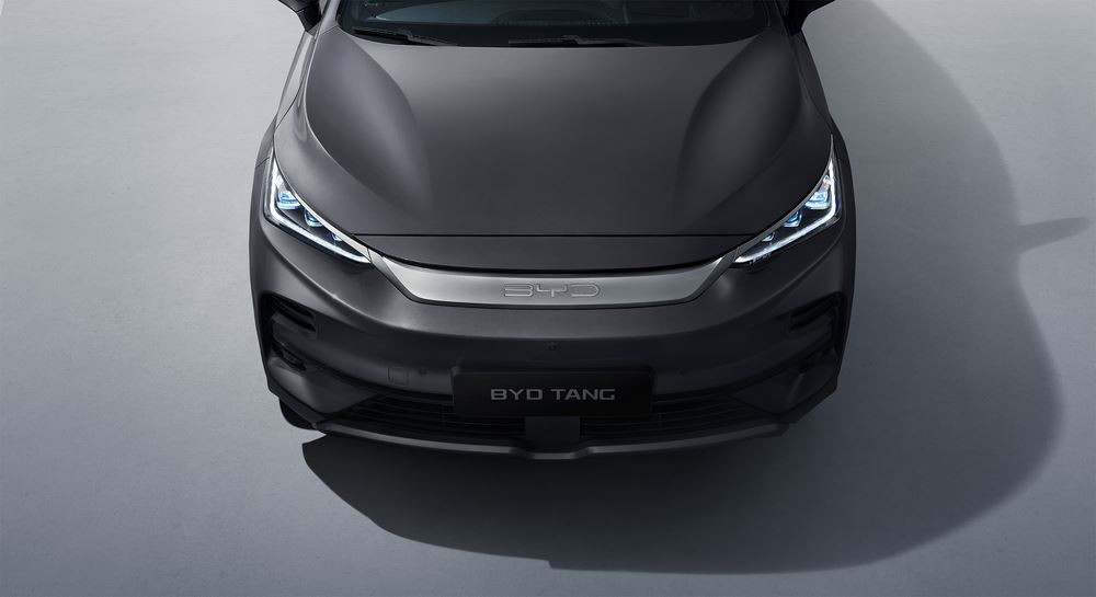 Le SUV électrique 7 places à traction intégrale Byd Tang affiche une autonomie jusqu'à 530 km
