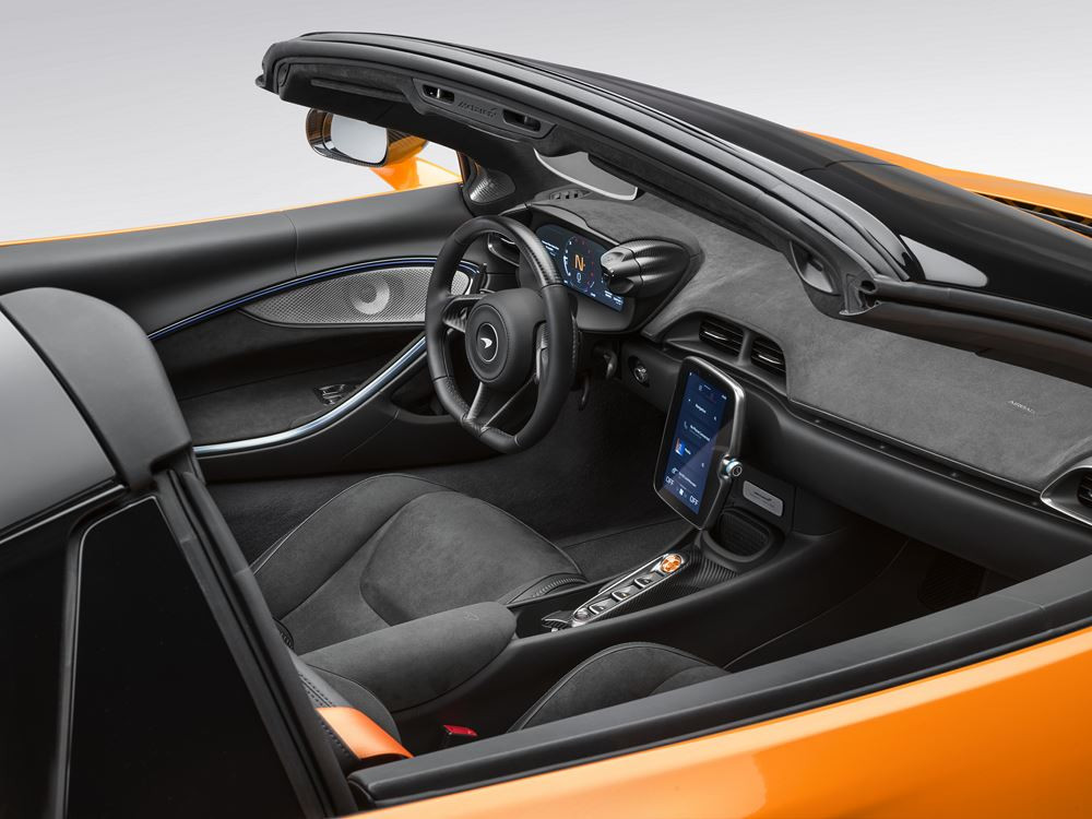 La supercar décapotable hybride McLaren Artura Spider développe 700 ch et 720 Nm de couple