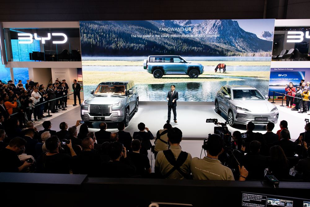 Le salon international de l'automobile de Genève 2024 s'apparente à une exposition franco-chinoise