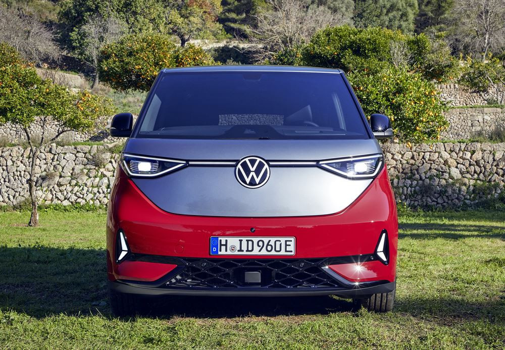 Le combi Volkswagen ID. Buzz s'offre une déclinaison GTX de 340 ch