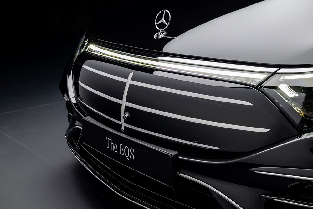 La grande berline électrique Mercedes-Benz EQS bénéficie d'améliorations