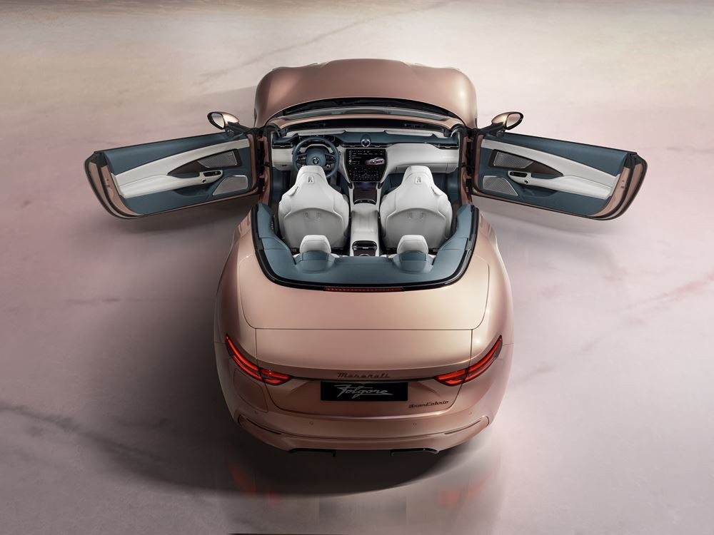 La Maserati GranCabrio Folgore adopte un système de propulsion électrique à batterie