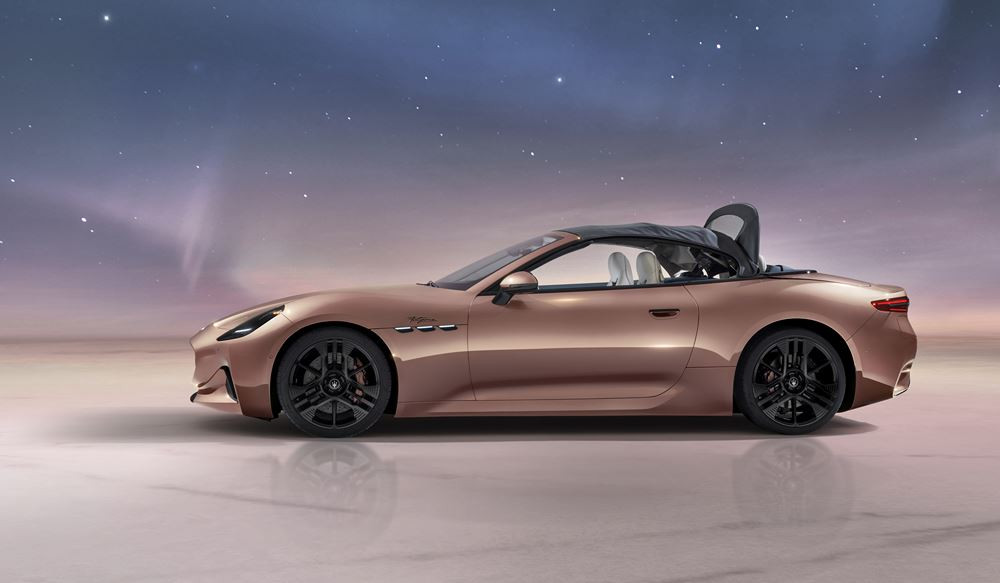 La Maserati GranCabrio Folgore adopte un système de propulsion électrique à batterie