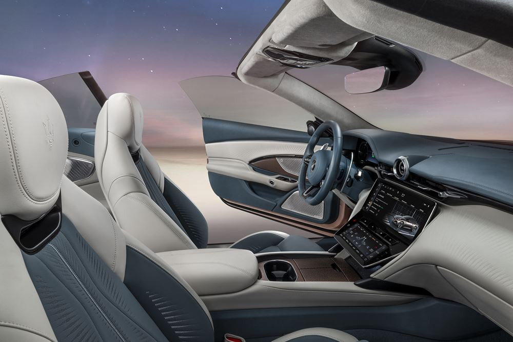La Maserati GranCabrio Folgore adopte un système de propulsion électrique à batterie