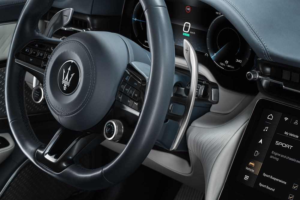 La Maserati GranCabrio Folgore adopte un système de propulsion électrique à batterie