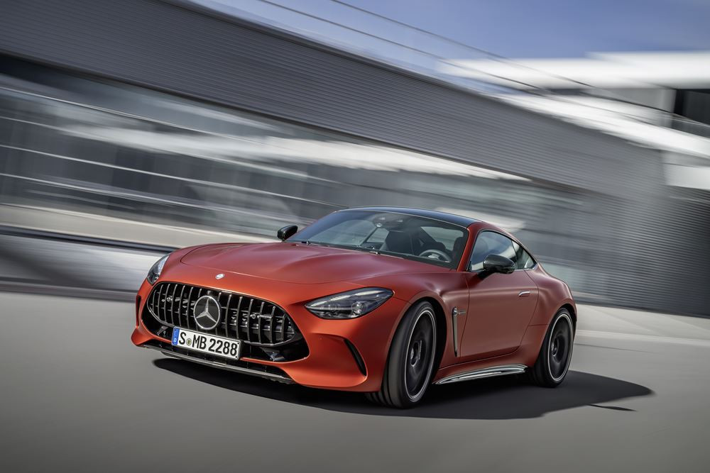 Le Mercedes-AMG GT 63 S E Performance de 816 ch accélère de 0 à 100 km/h en 2,8 secondes