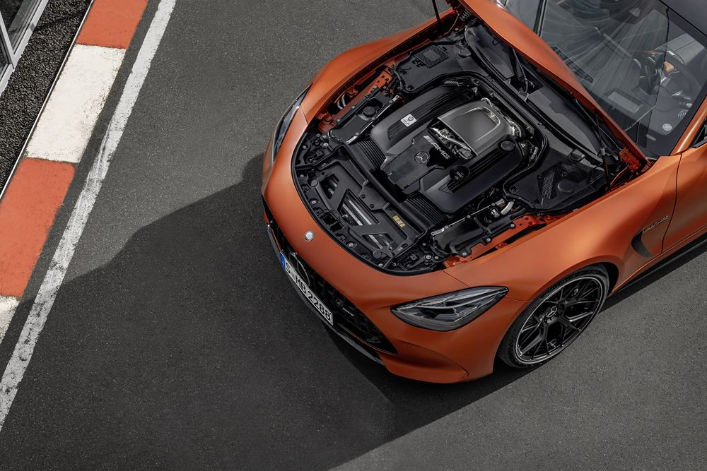 Le Mercedes-AMG GT 63 S E Performance de 816 ch accélère de 0 à 100 km/h en 2,8 secondes