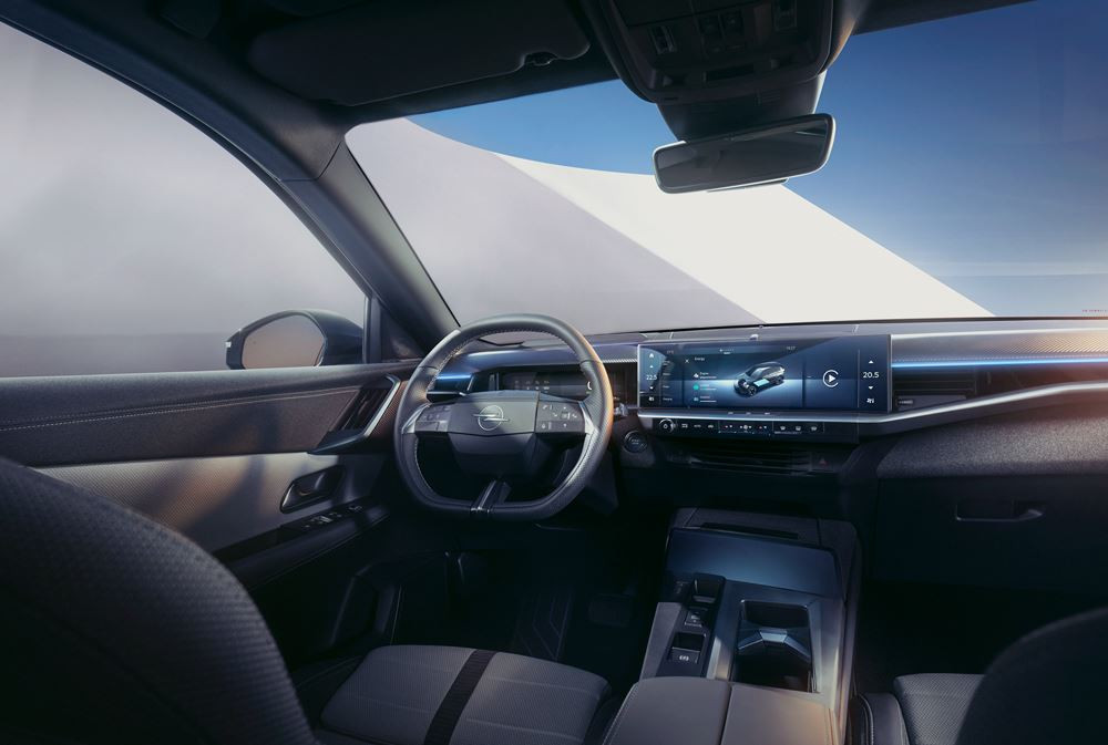 Le SUV compact Opel Grandland reprend des éléments de design du concept Opel Experimental