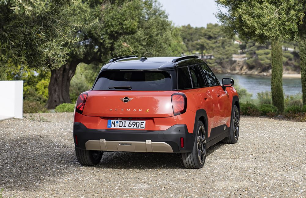 Le crossover électrique Mini Aceman de quatre mètres offre cinq sièges et un coffre de 300 litres