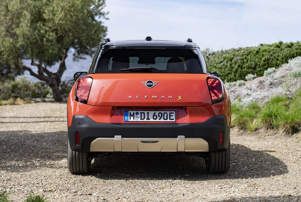 Le crossover électrique Mini Aceman de quatre mètres offre cinq sièges et un coffre de 300 litres