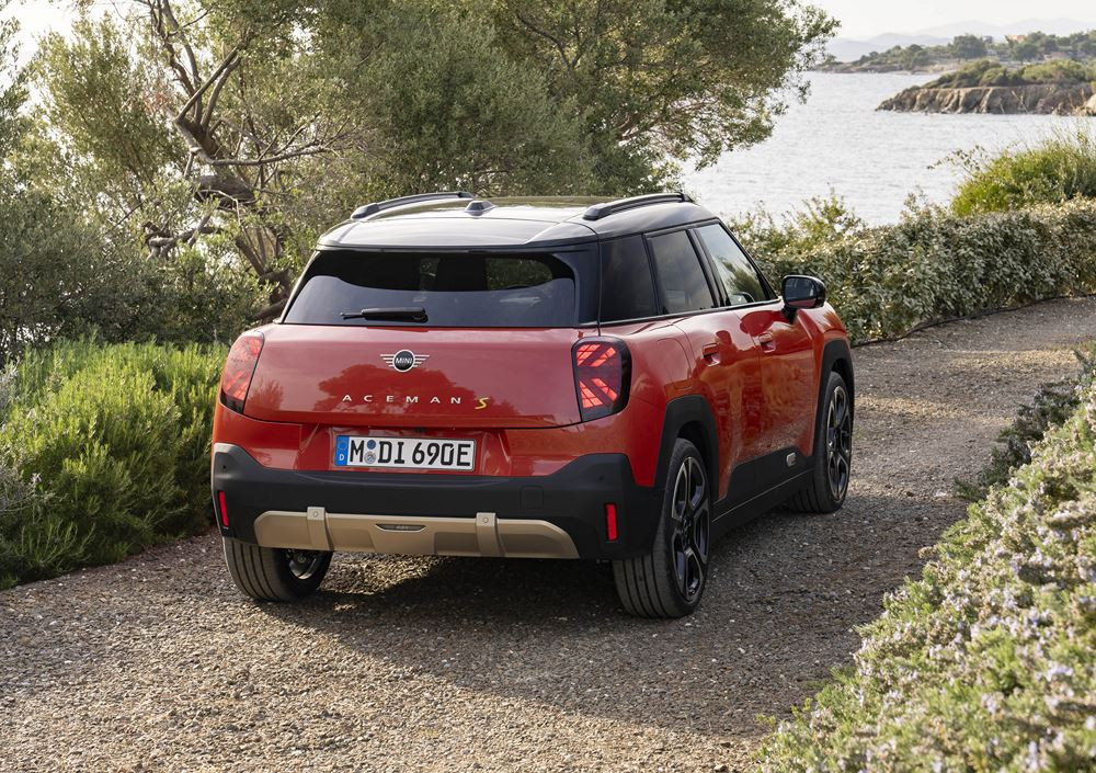 Le crossover électrique Mini Aceman de quatre mètres offre cinq sièges et un coffre de 300 litres