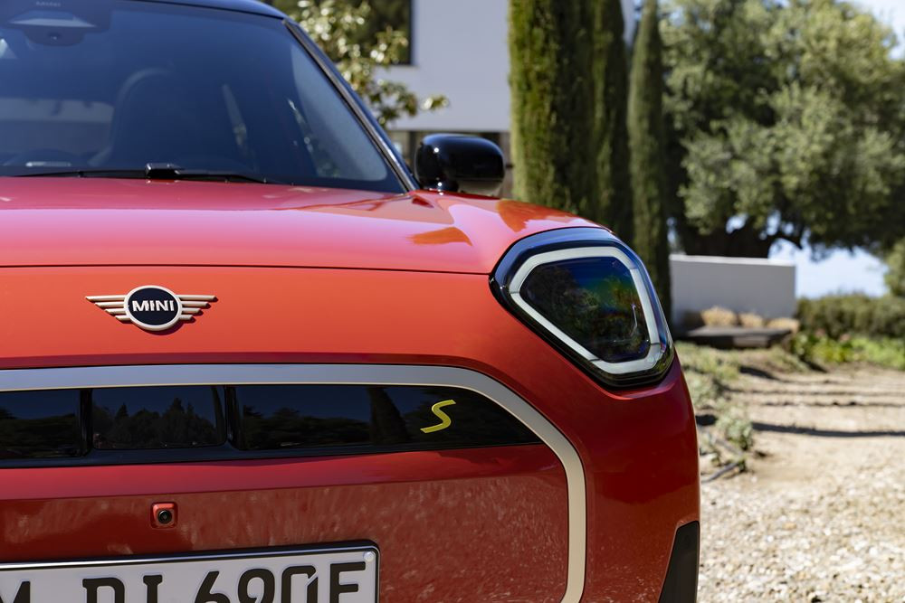 Le crossover électrique Mini Aceman de quatre mètres offre cinq sièges et un coffre de 300 litres