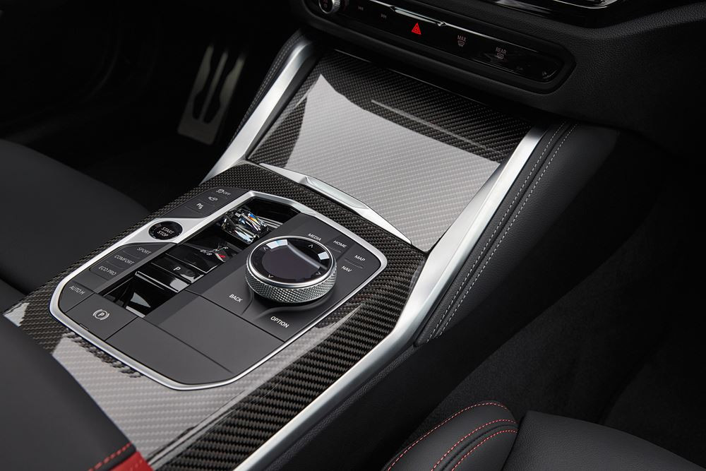 Le coupé à quatre portes électrique BMW i4 s'offre une mise à jour