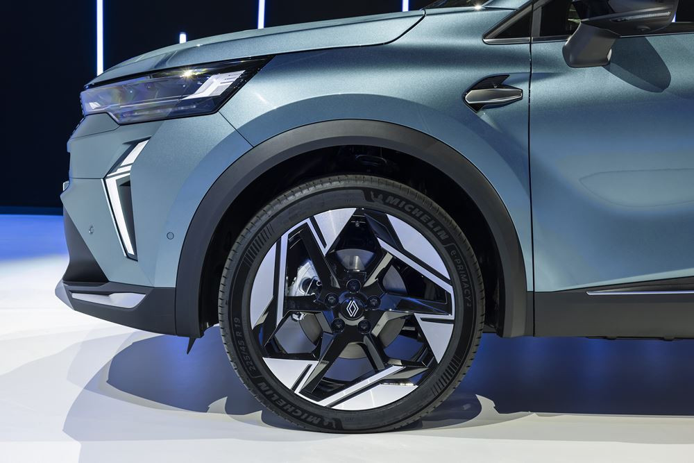 Le véhicule compact polyvalent Renault Symbioz revendique l'ADN des voitures à vivre