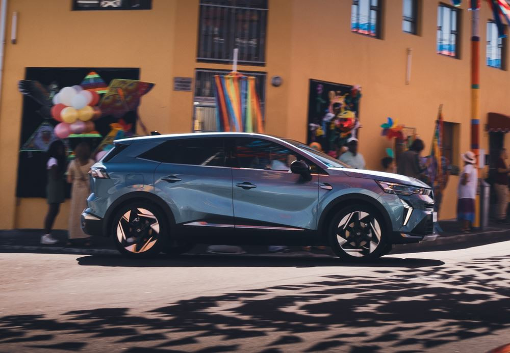 Le véhicule compact polyvalent Renault Symbioz revendique l'ADN des voitures à vivre