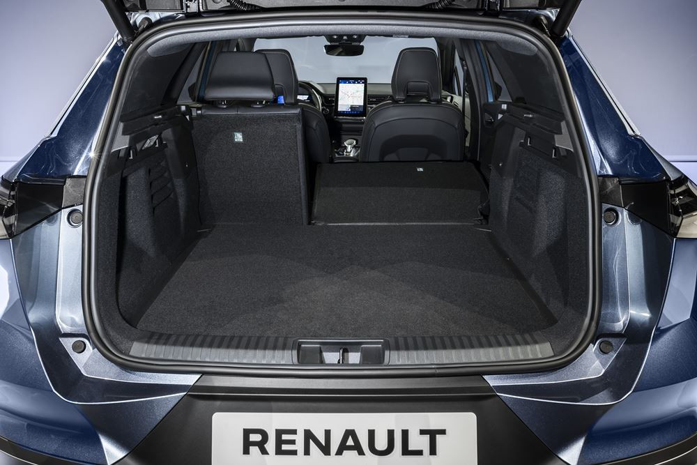 Le véhicule compact polyvalent Renault Symbioz revendique l'ADN des voitures à vivre