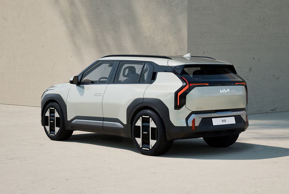 Le SUV compact électrique Kia EV3 reprend les technologies du porte-étendard de la marque EV9
