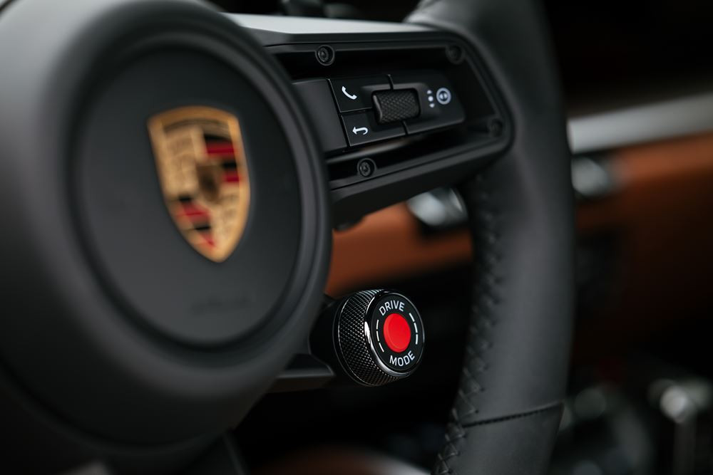La Porsche 911 Coupé bénéficie de modifications ciblées pour améliorer l'aérodynamisme et les performances