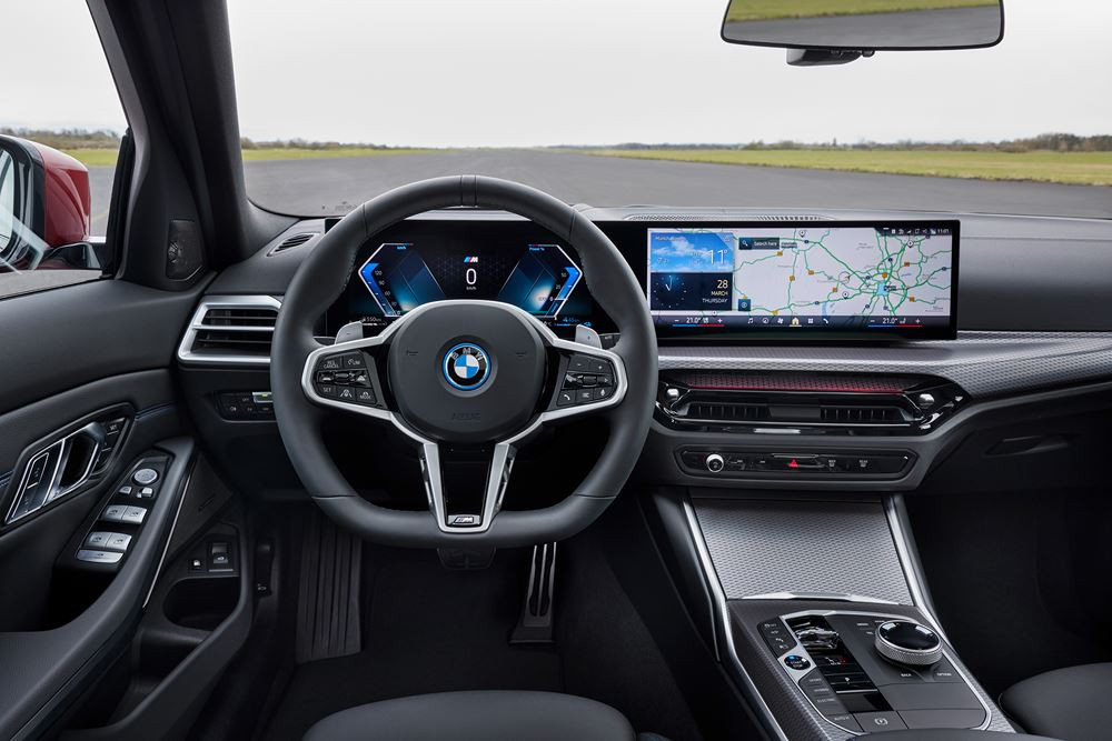 La BMW Série 3 Touring reçoit une deuxième mise à jour de la technologie et du design