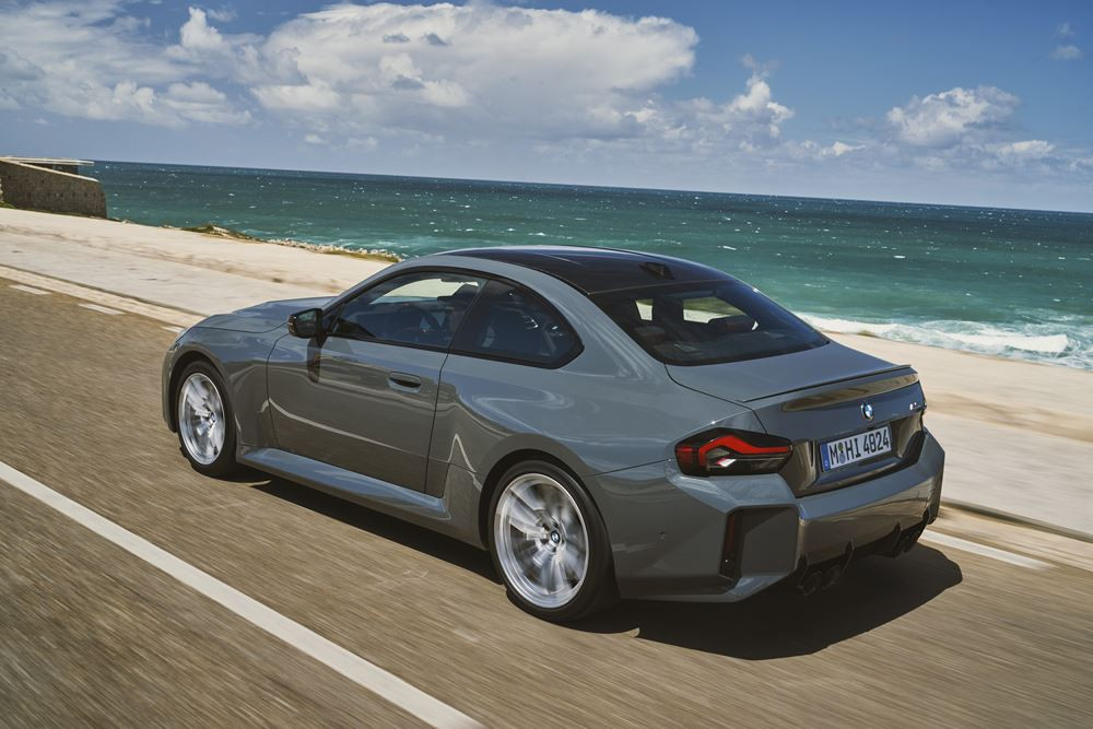La nouvelle version de la BMW M2 embarque un six cylindres en ligne de 480 ch