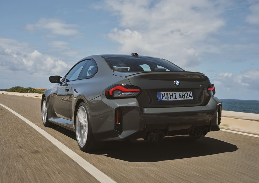 La nouvelle version de la BMW M2 embarque un six cylindres en ligne de 480 ch
