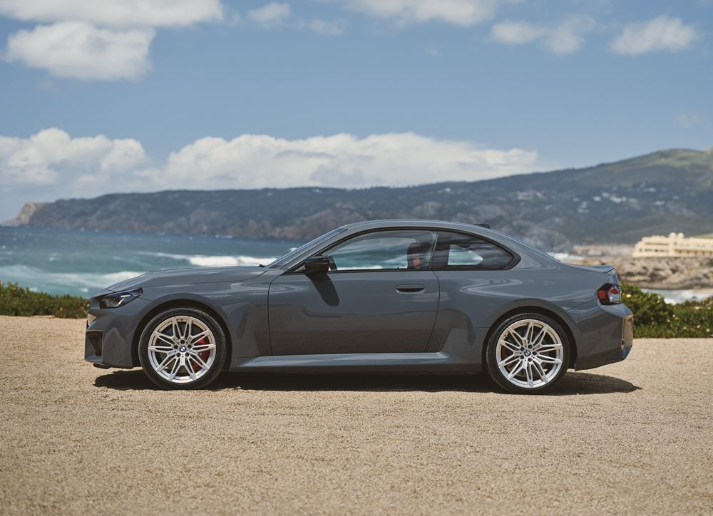 La nouvelle version de la BMW M2 embarque un six cylindres en ligne de 480 ch