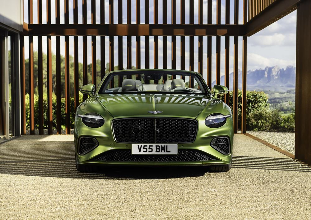 Le cabriolet Bentley Continental GTC Speed embarque un groupe motopropulseur hybride de 782 ch