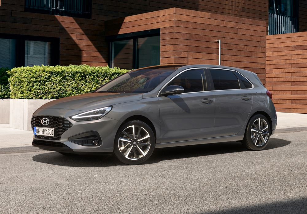 La berline compacte Hyundai i30 restylée bénéficie d'un design très légèrement modernisé