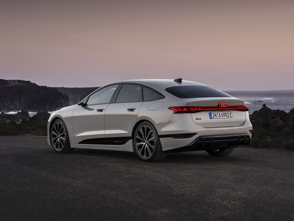La grande routière Audi A6 Sportback e-tron affiche la nouvelle philosophie de design d'Audi
