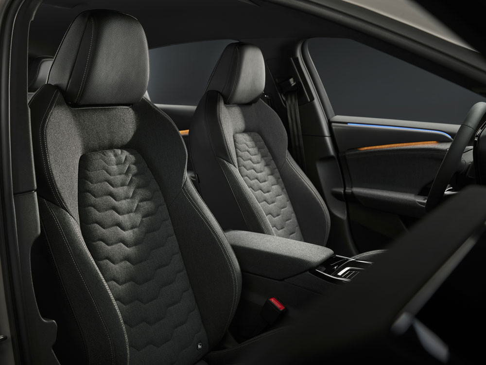 La grande routière Audi A6 Sportback e-tron affiche la nouvelle philosophie de design d'Audi