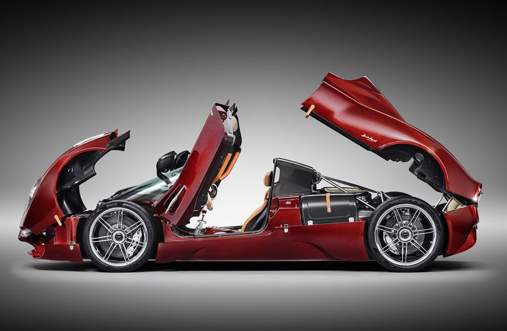 L'hypercar Pagani Utopia Roadster embarque un V12 biturbo Mercedes-AMG 6 litres de 864 ch
